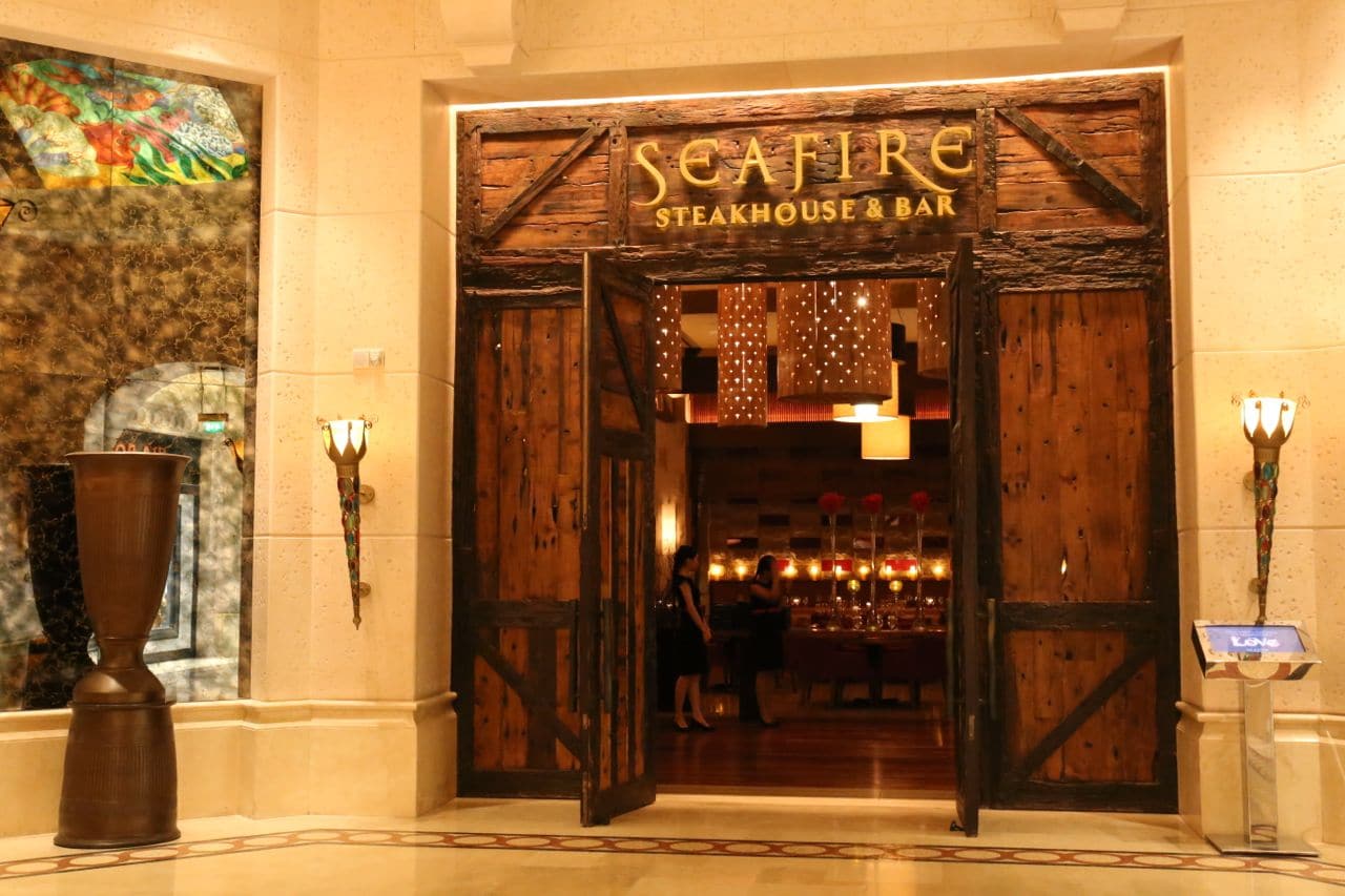seafire-steakhouse-at-atlantis-resort-dubai-dobbernationloves