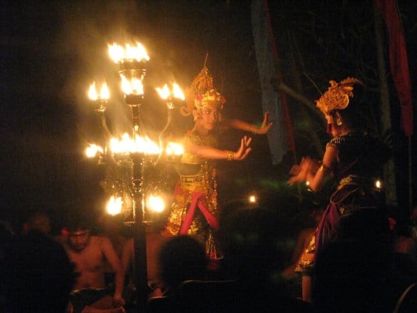 n120802809_40780219_1653376