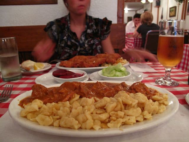 Review: Country Style Hungarian Restaurant, Toronto