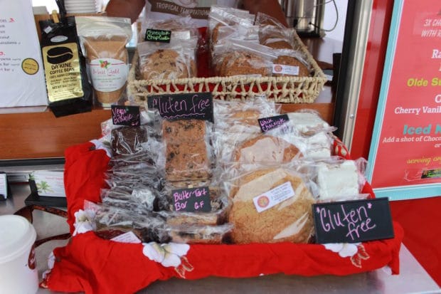 3-tropical-tempation-healthy-spread