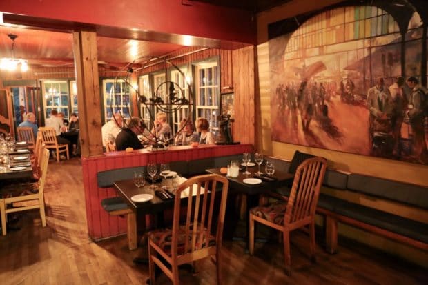 Le Mouton Noir Restaurant in Baie-Saint-Paul