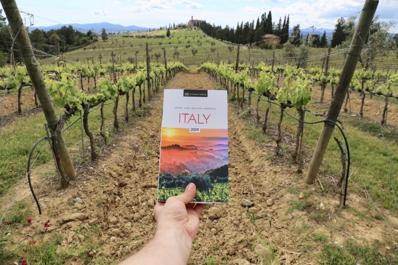 Eyewitness Travel Italy is a comprehensive companion when organizing a romantic road trip in Tuscany. 