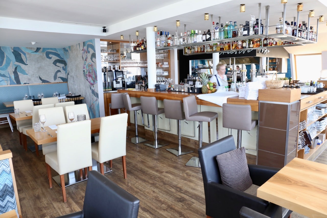 The bar and indoor dining room at Restaurant Weitblick.