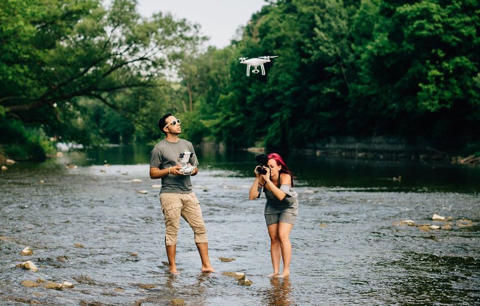 Hopscotch the Globe share tips on how to start a vlog and the best equipment for vlogging.