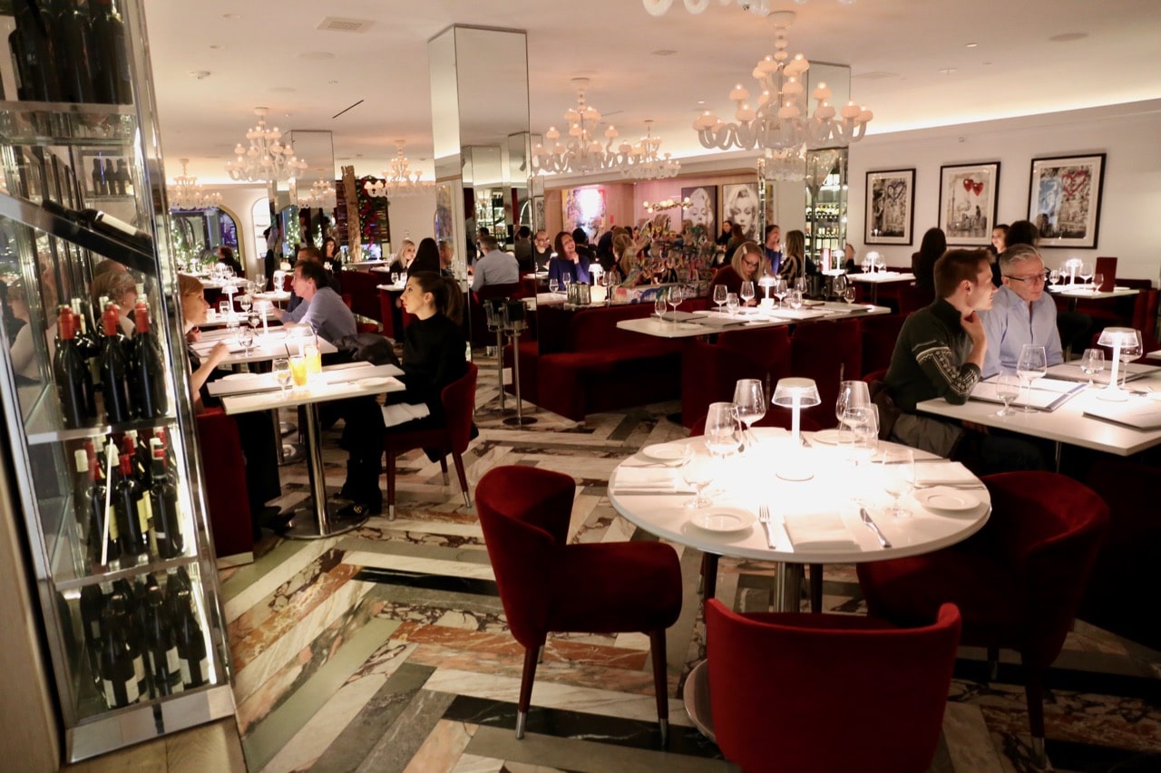 Looking for romantic restaurants in Yorkville? Step inside Sofia's luxurious dining room.
