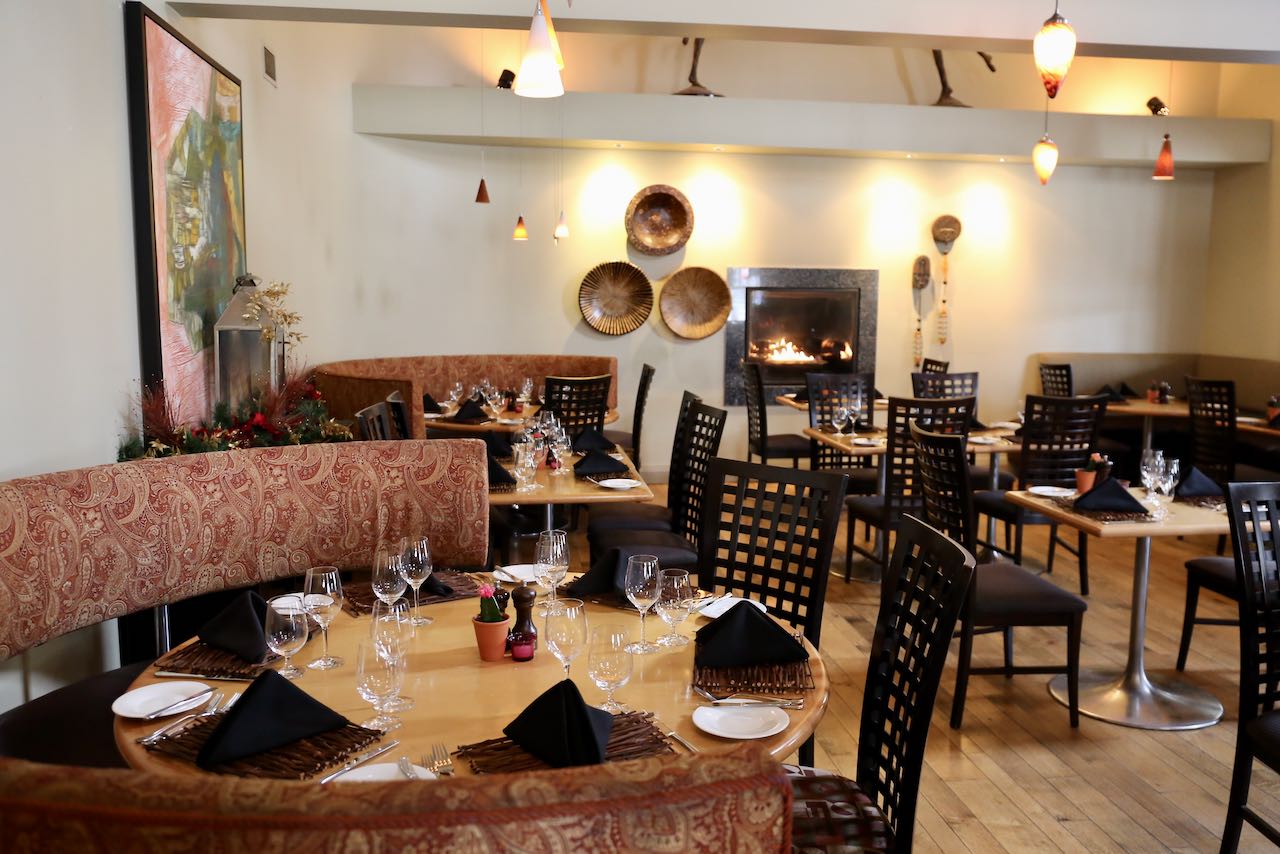 Zees Grill at Shaw Club offers an intimate dining room and heated veranda.