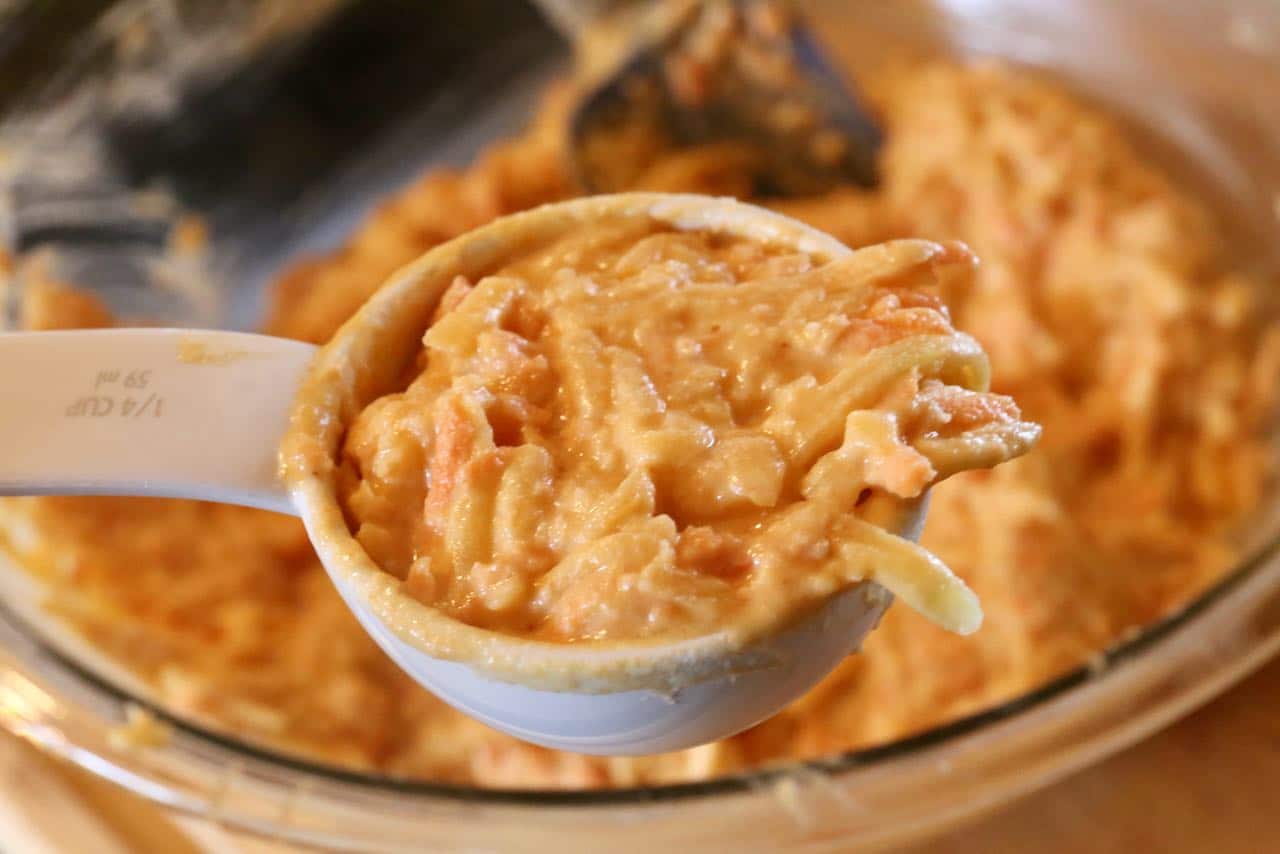 Scoop 1/4 cup of grabong batter and gently drop into deep fry oil.