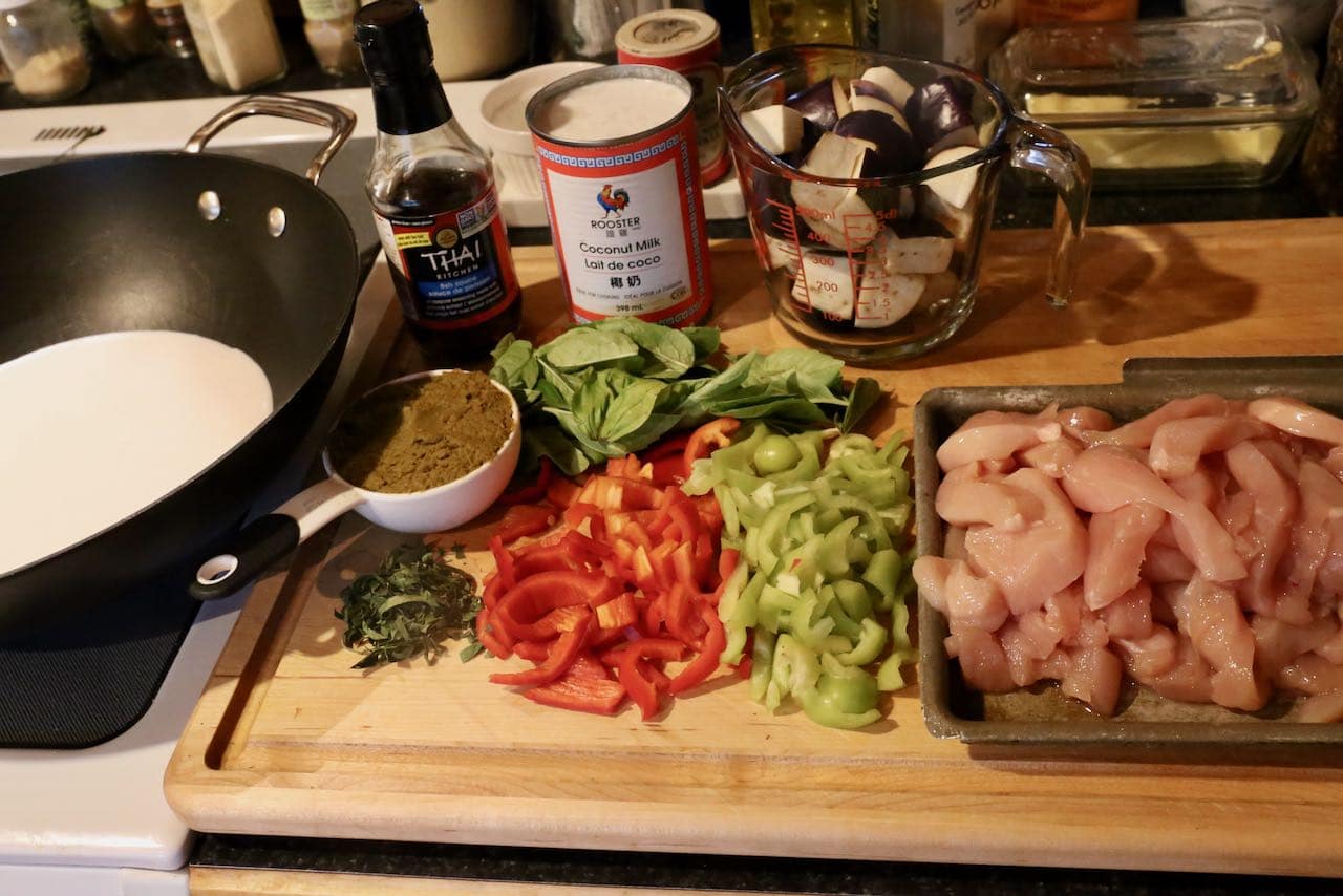 Make our easy Gaeng Keow Wan recipe by slicing the chicken and vegetables in advance. 