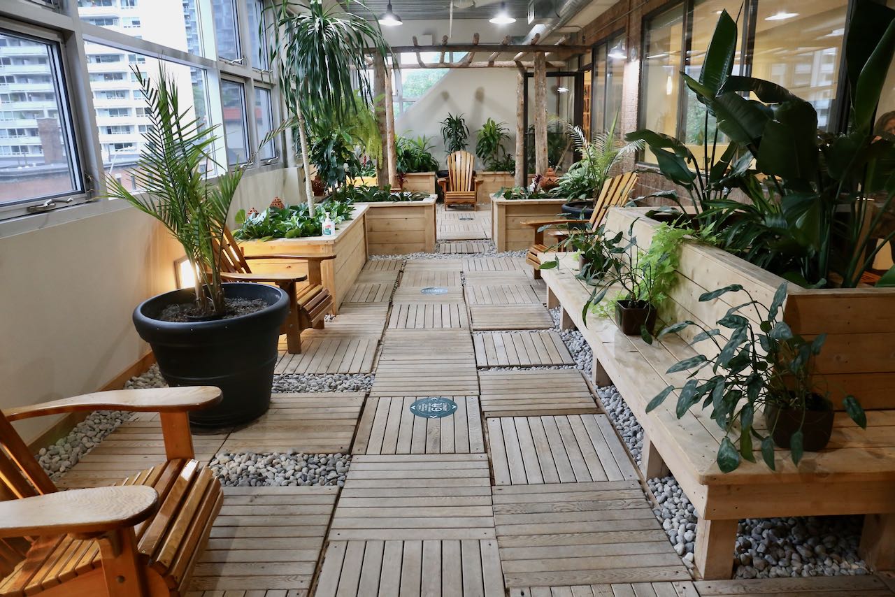 Elmspa offers RMT and Thai massage services at Church-Wellesley Village in downtown Toronto.