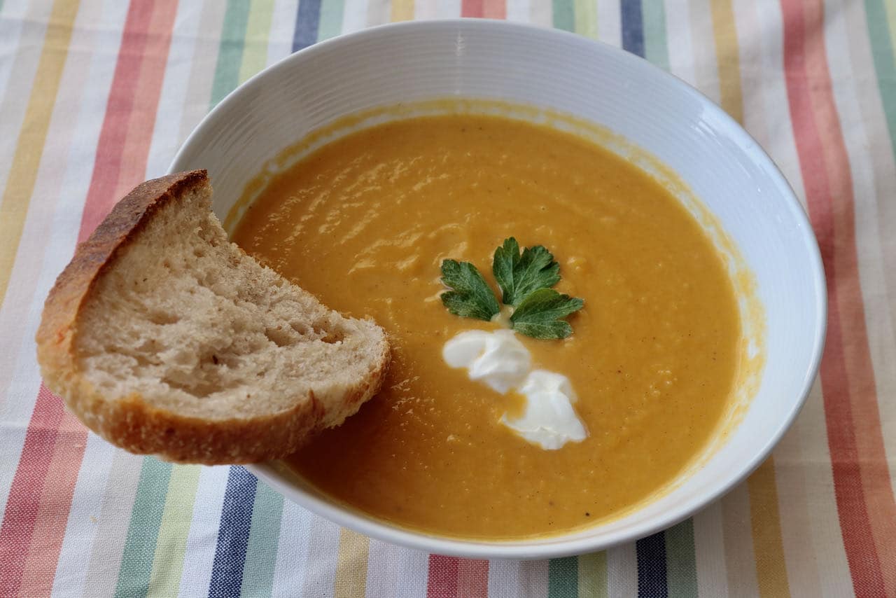 Healthy Pumpkin and Sweet Potato Soup is a quick & easy meal idea.