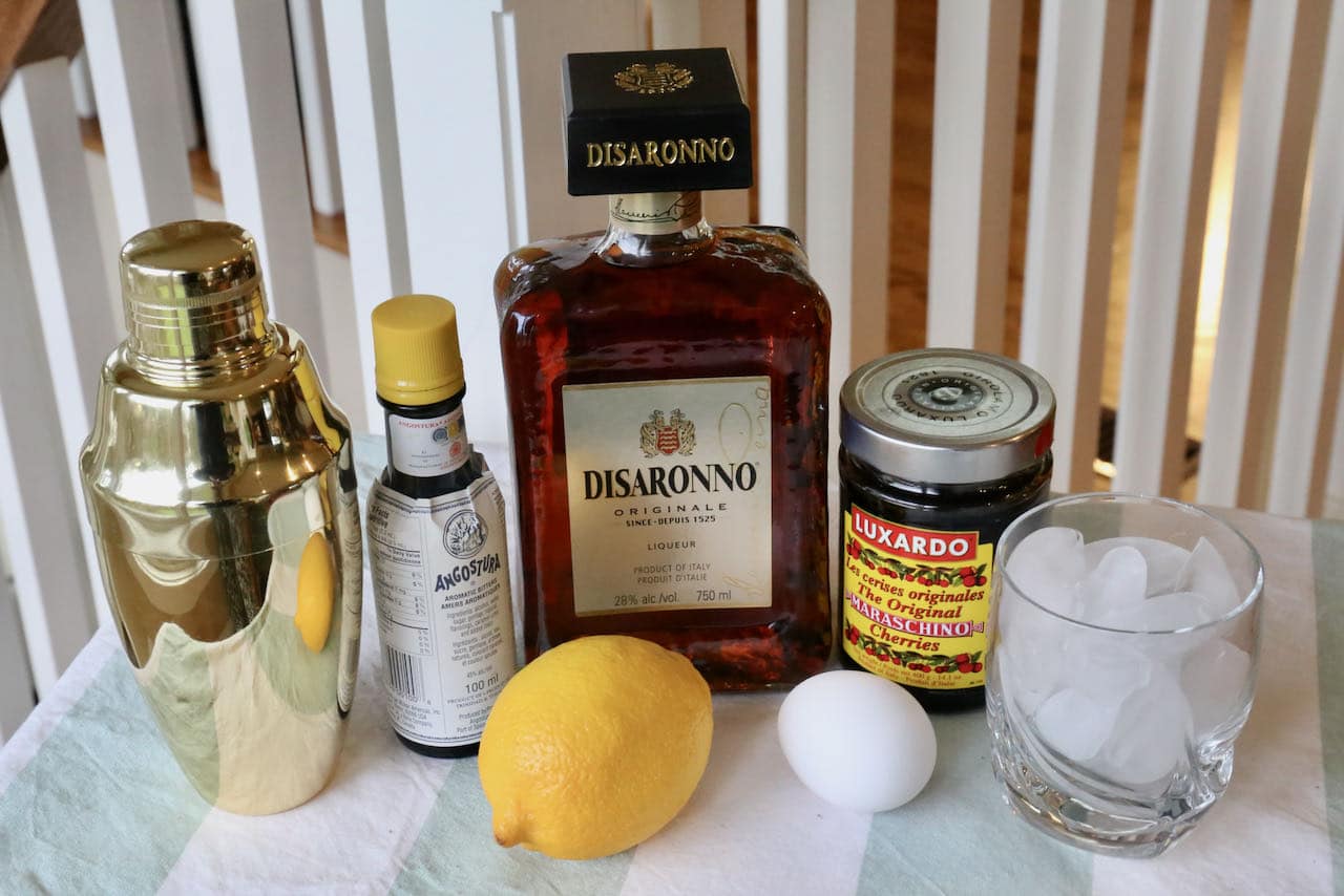 Disaronno Sour ingredients.
