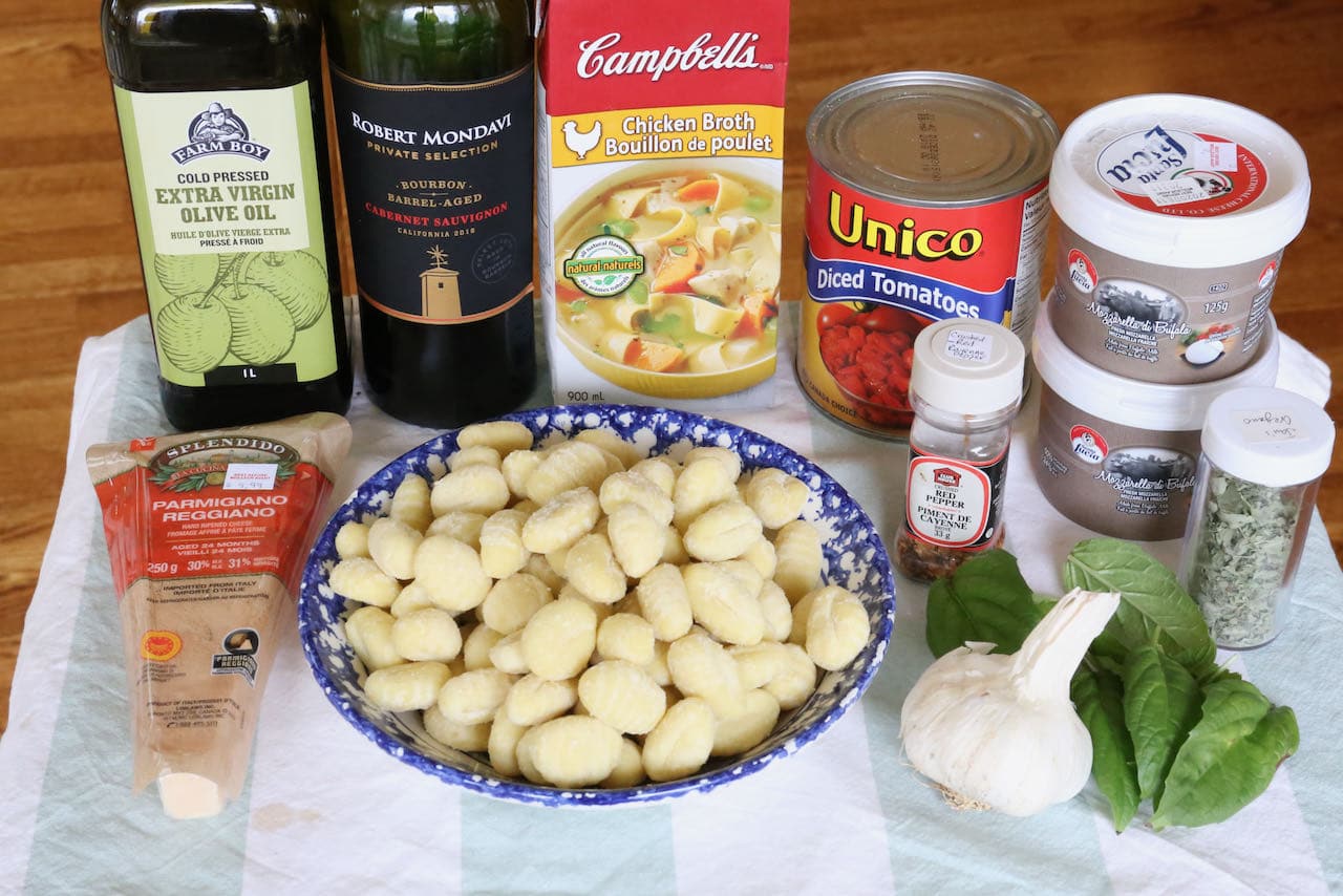 Easy Caprese Gnocchi Bake recipe ingredients. 