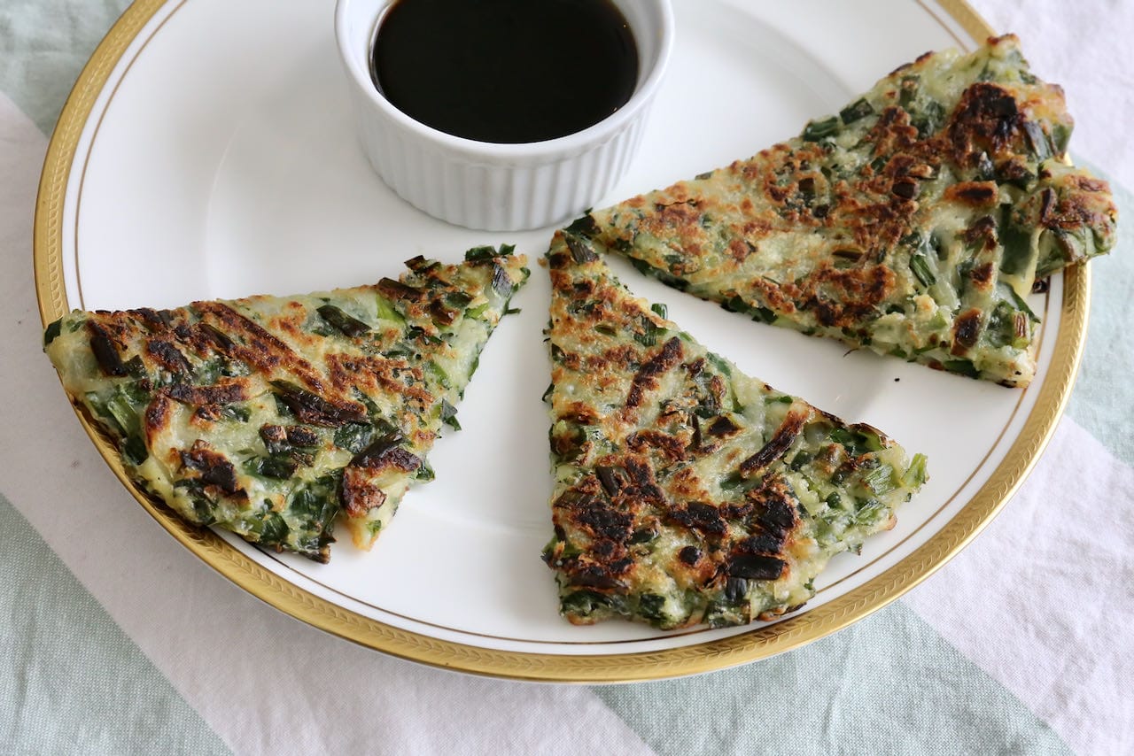 Buchimgae Buchu-Jeon Korean Chive Pancake