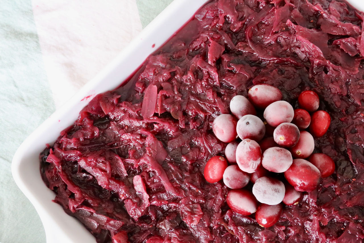 Vegan Slow Cooked Red Cabbage with Cranberries Recipe