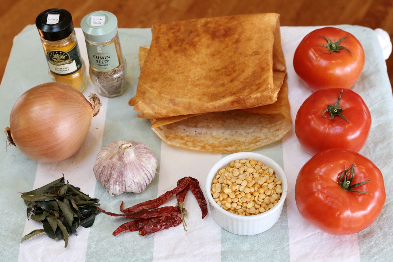 Healthy vegetarian Tomato Chutney For Dosa ingredients.
