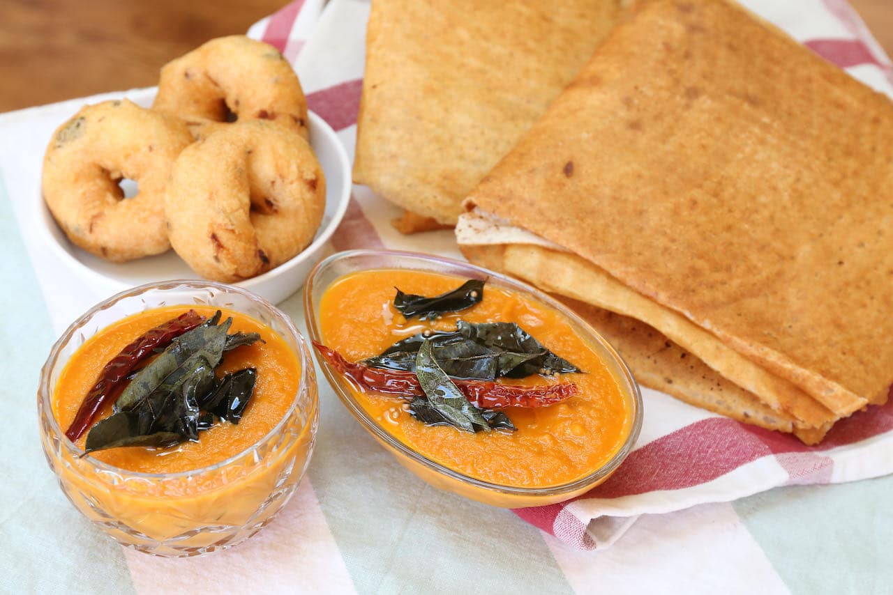 Serve Tomato Chutney For Dosa with vegetarian South Indian snacks and entrees.
