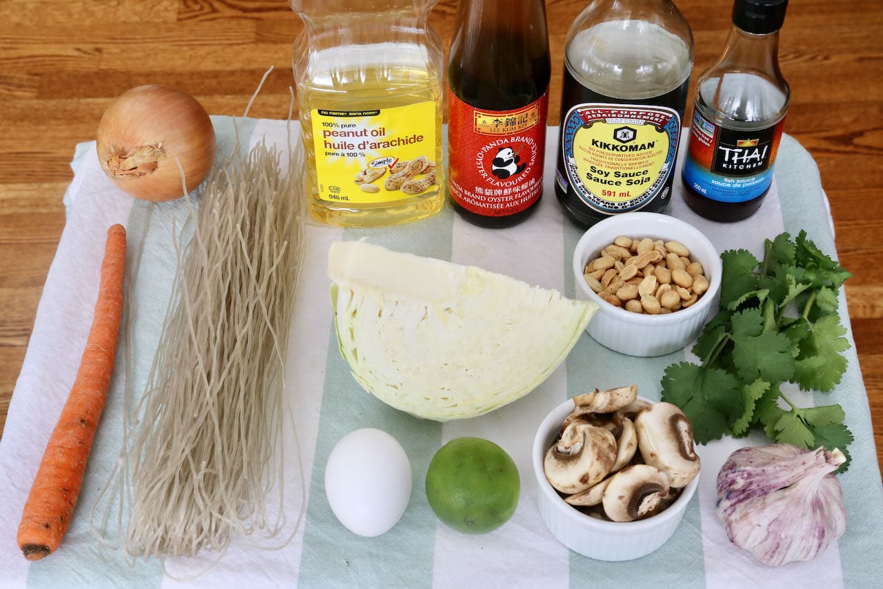 Traditional Thai Glass Noodle Stir Fry Pad Woon Sen recipe ingredients.