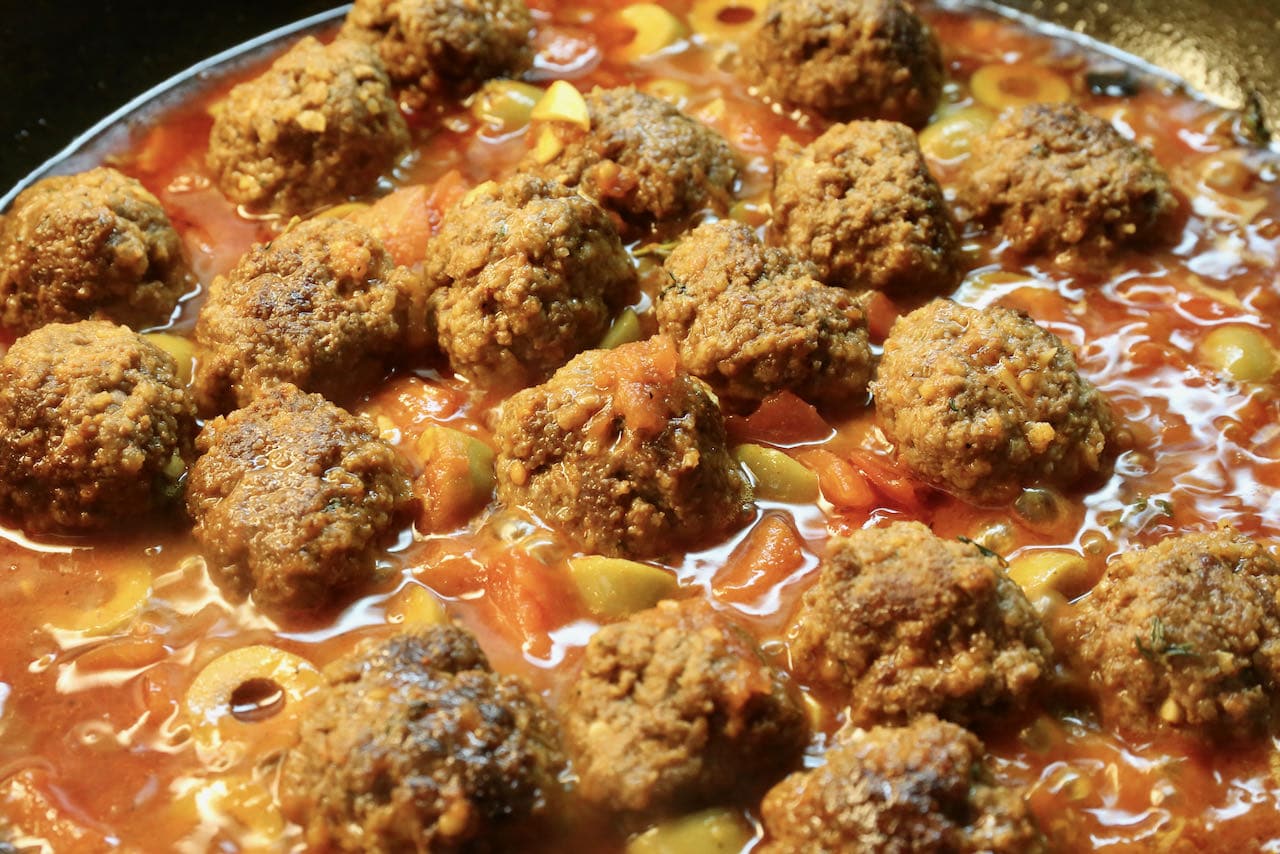Cook Albondigas Tapas in smoky tomato sauce until moist and tender.
