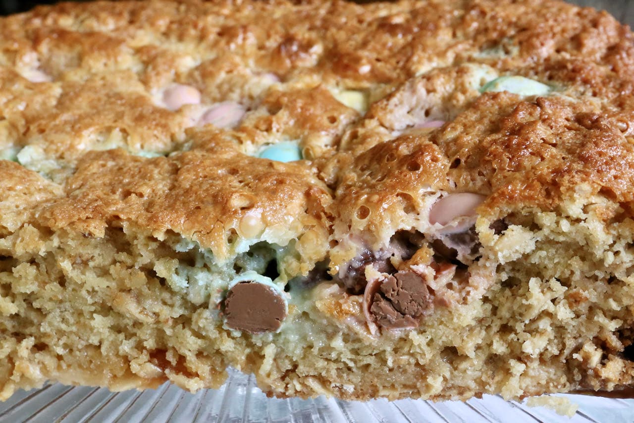 Cadbury Mini Egg Cookie Bars cross section.