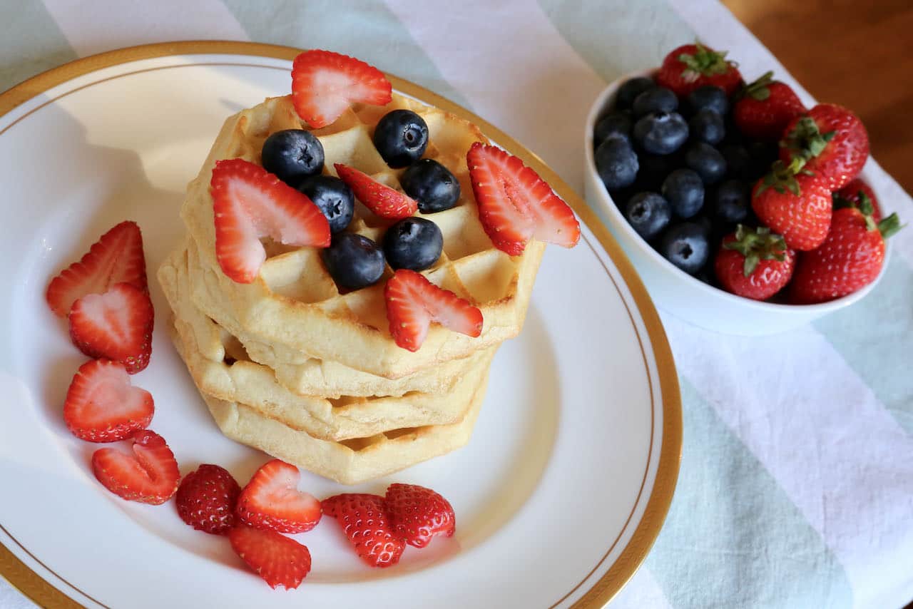 Best munchies recipe for a quick & easy meal are frozen Eggo waffles. 