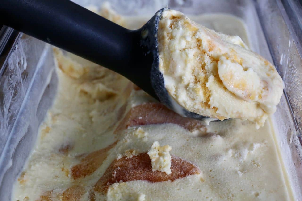 Peaches and Cream Ice Cream Photo Image.