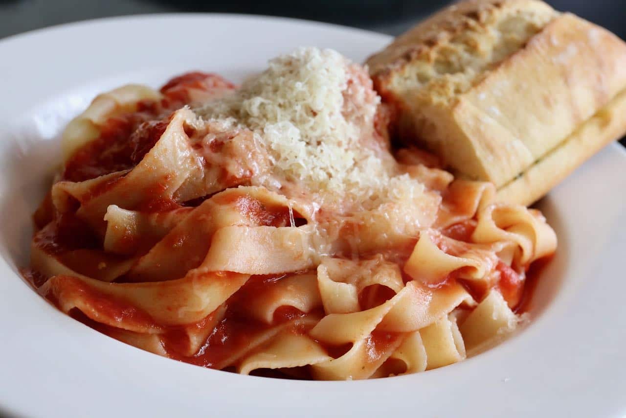 Orillia Restaurants: Tre Sorelle makes fresh pasta daily.