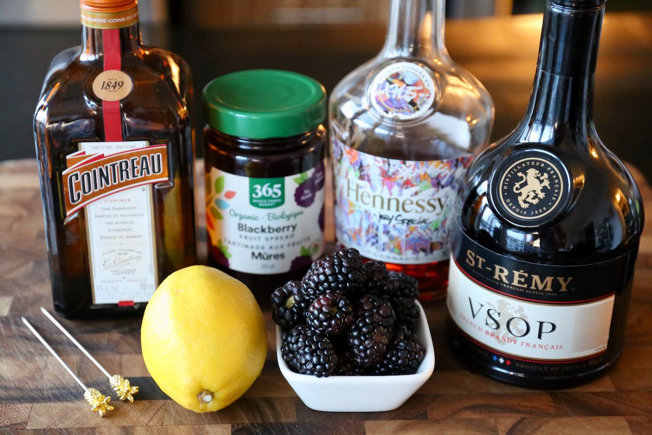 Blackberry Brandy Drink recipe ingredients.