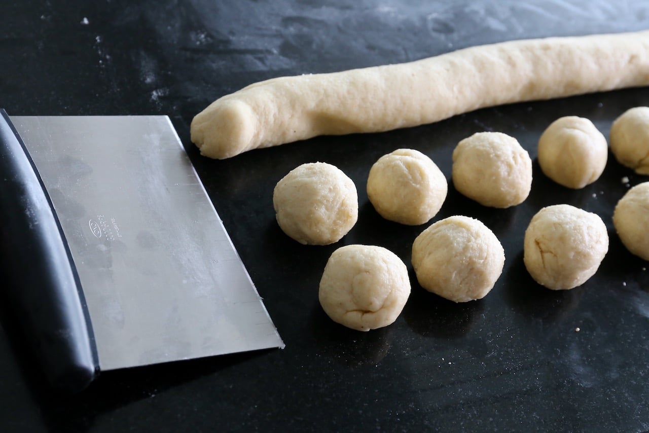 Dukatove Buchticky are small sweet rolls made of yeasted dough popular in Czech Republic. 