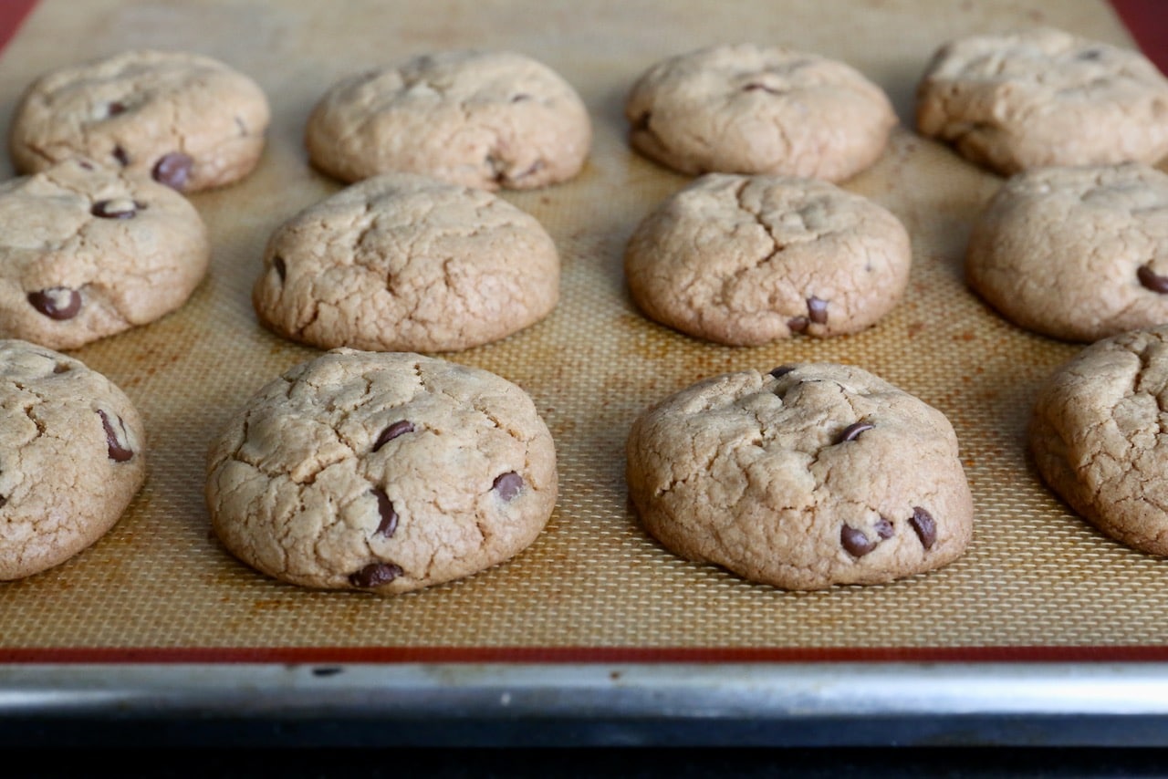These easy Olive Oil Chocolate Chip Cookies are both crunchy and chewy.