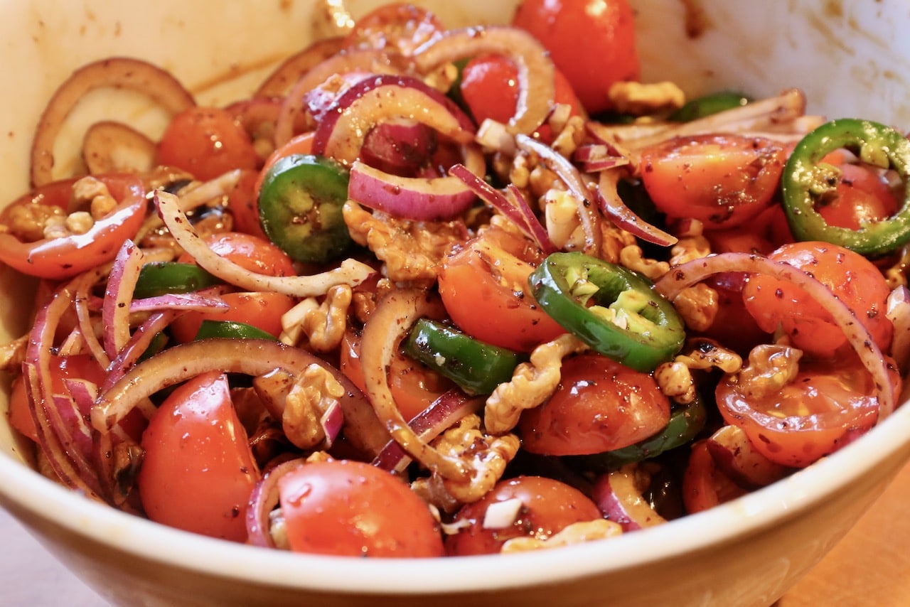 Now you're an expert on how to make traditional Turkish Gavurdagi Salatasi recipe!