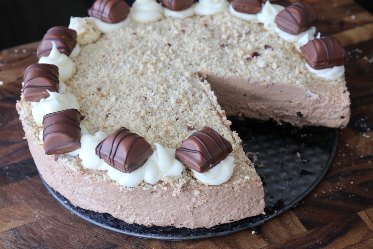 No Bake Kinder Bueno Cheesecake is easy because it doesn't require an oven!