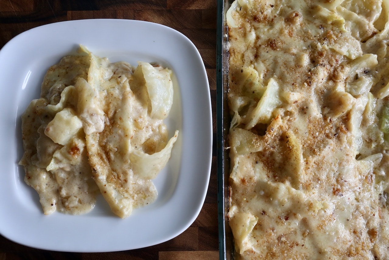 Now you're an expert on how to make easy vegetarian Baked Cabbage with Cheese!