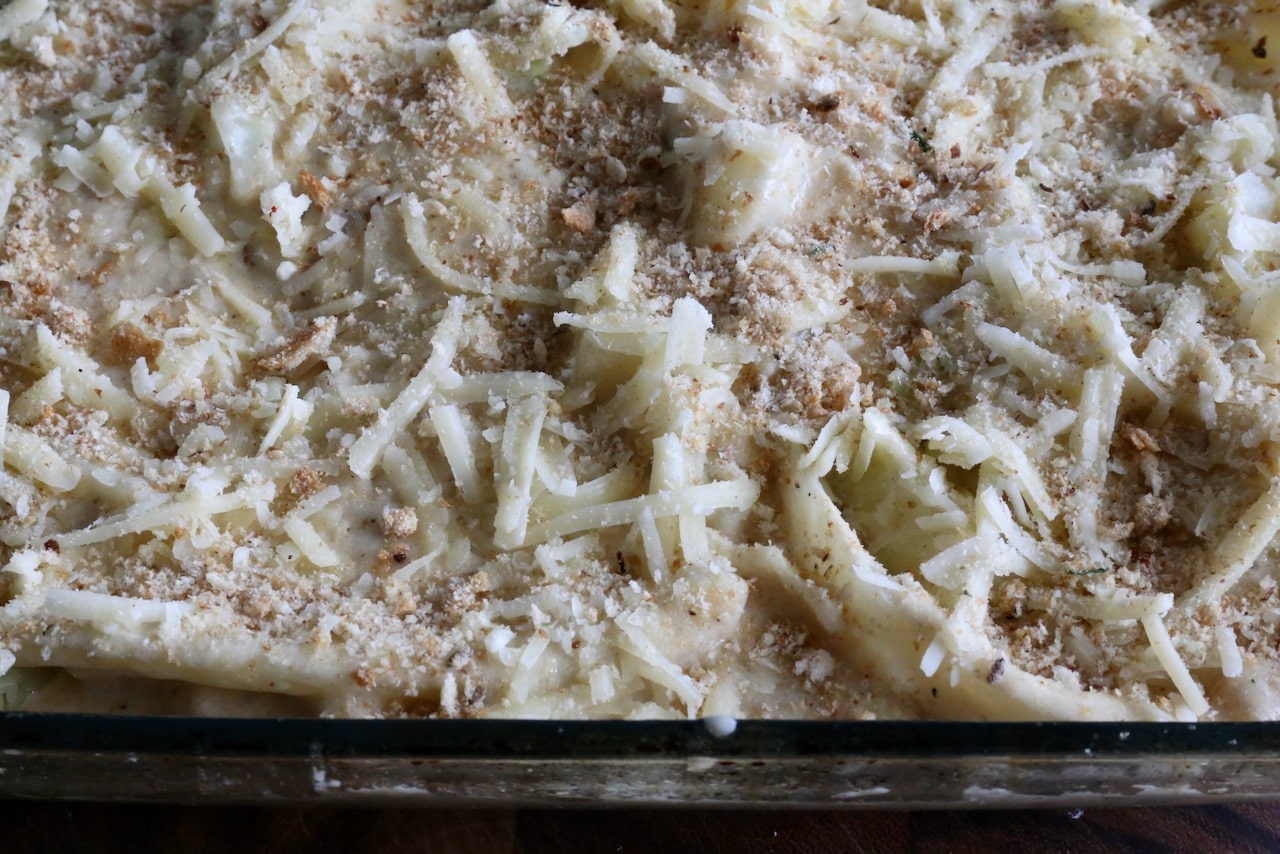 Before baking in the oven top the casserole dish with a sprinkle of breadcrumbs and shredded cheese.