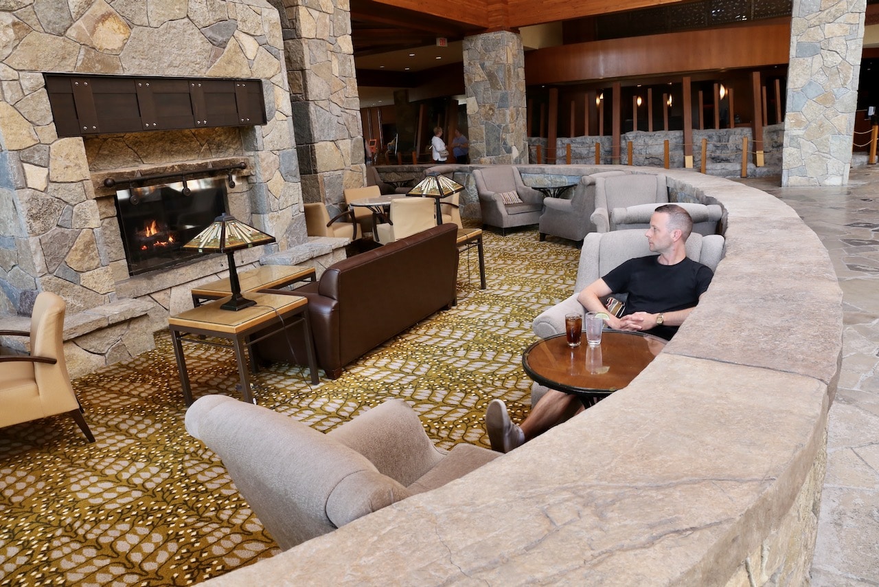 Casino Rama Restaurants: Enjoy a pre-show cocktail at Firestarter Lounge.