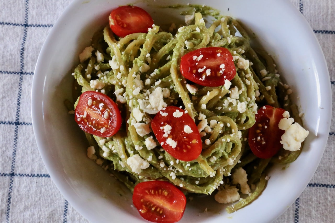 Tallarines con Palta Photo Image.