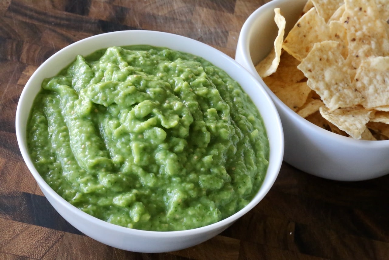 Salsa de Aguacate Photo Image.