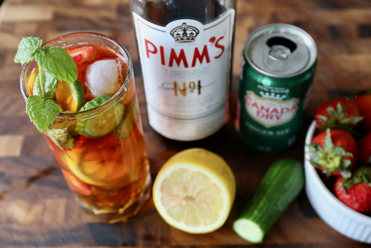 Pimm's Punch Ginger Ale Cocktail Photo Image.