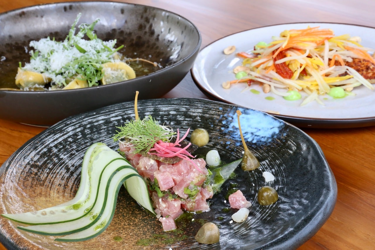 Veya serves healthy Mediterranean and Asian inspired dishes perfect for a wellness holiday. 