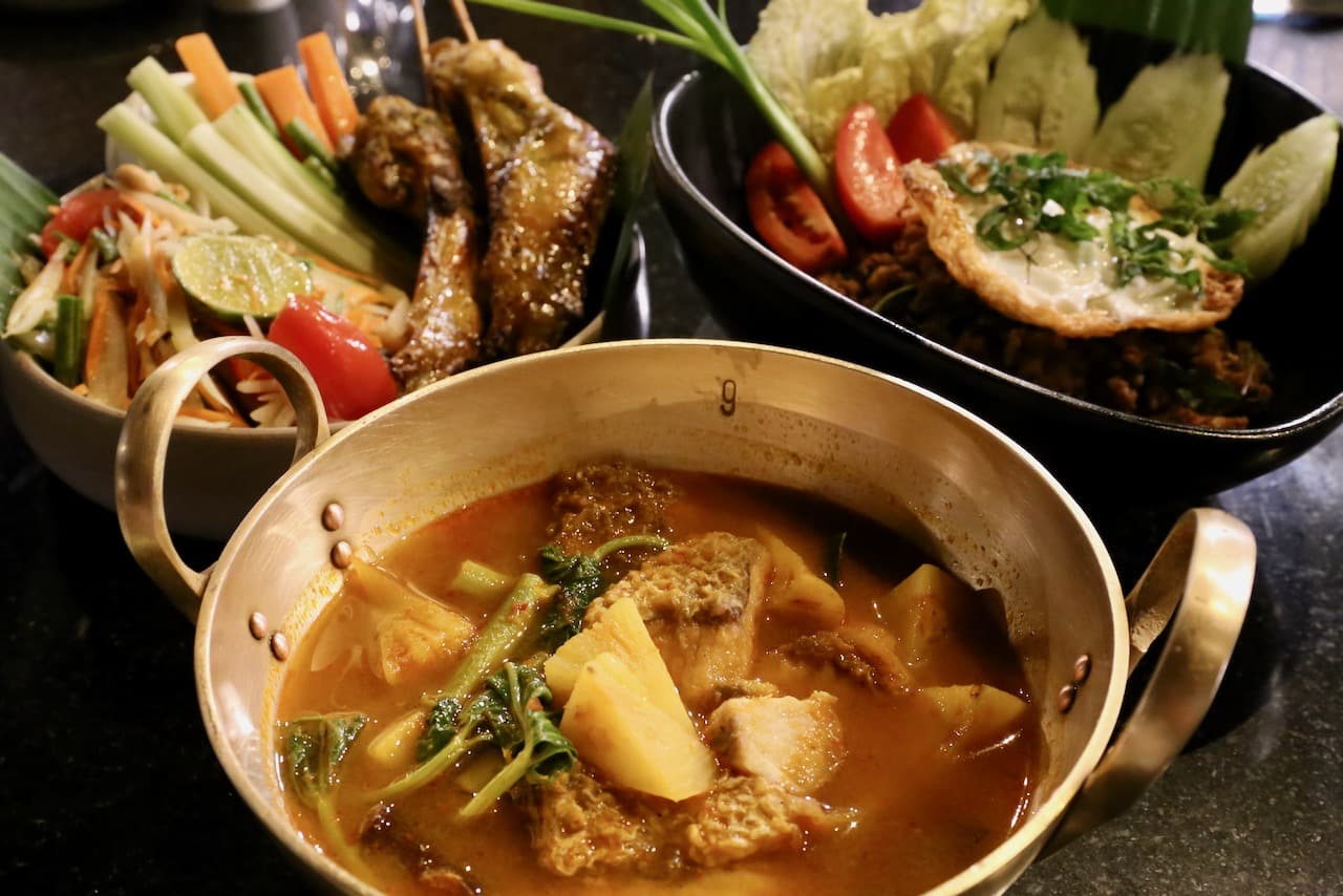 Taste traditional Thai dishes at Latest Recipe.
