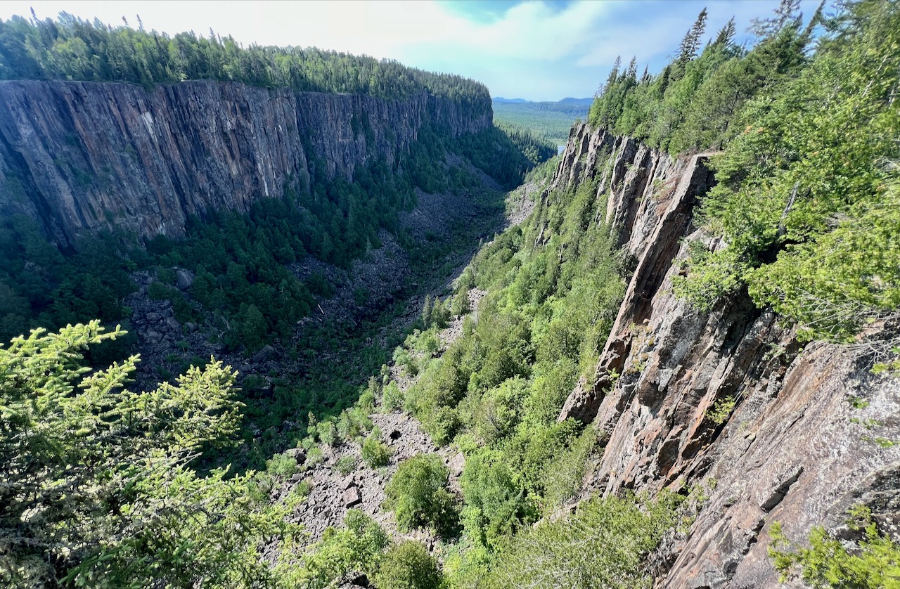 Thunder Bay to Sault Ste Marie Must-See: Ouimet Canyon Provincial Park.