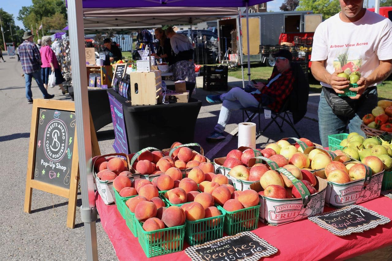 Meet the friendly Amish community at Tillsonburg Farmers Market on weekends.