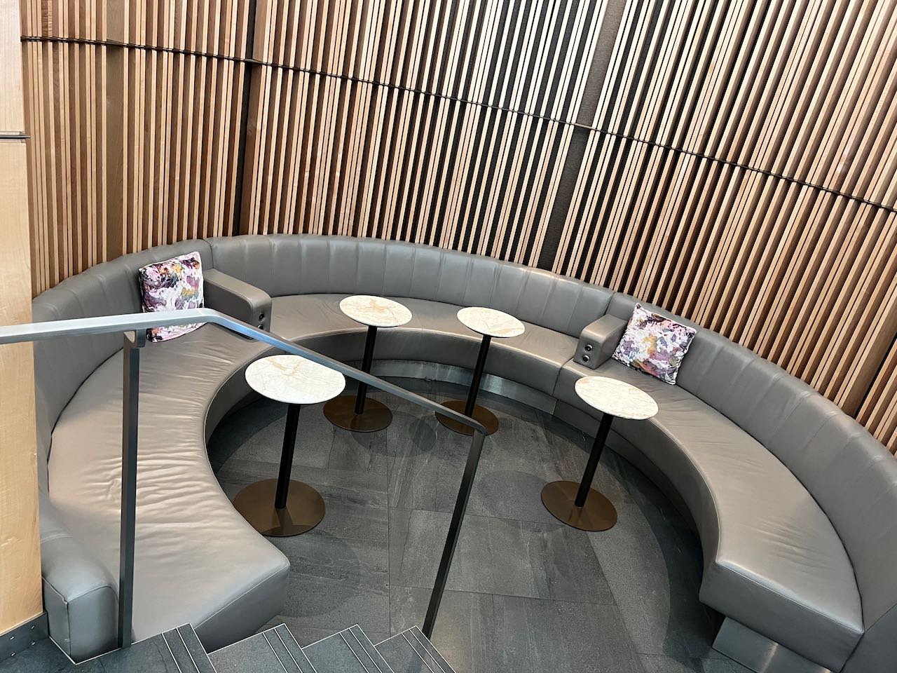 A gathering space for larger groups.