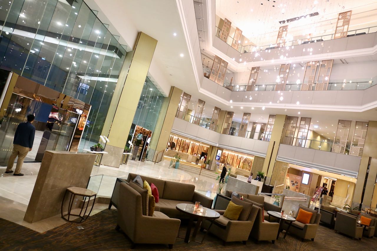 Amari Bangkok Hotel Review.