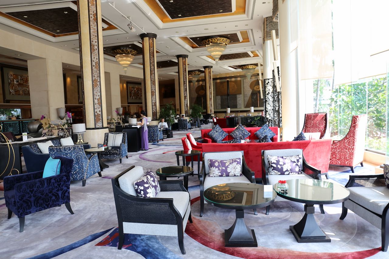 Shangri-La Bangkok Hotel Lobby Lounge.