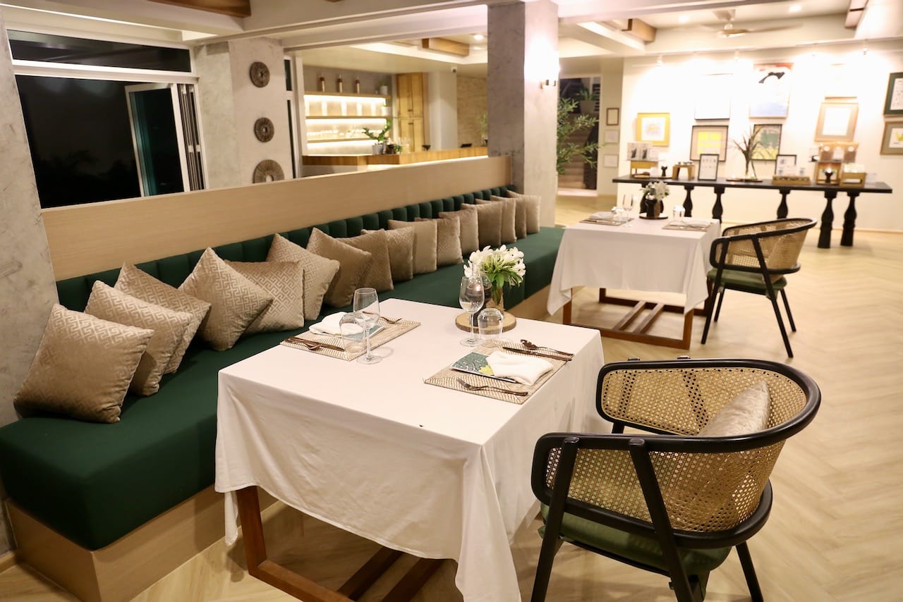 The Seasons is one of Phuket's best vegan restaurants. 