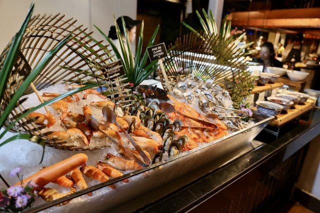 Anantara Riverside Bangkok Resort Review | dobbernationLOVES