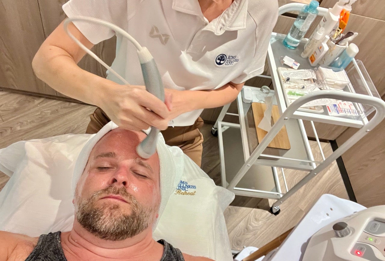 I had a IV Jet Lag Drip and facial at BDMS Wellness Retreat.