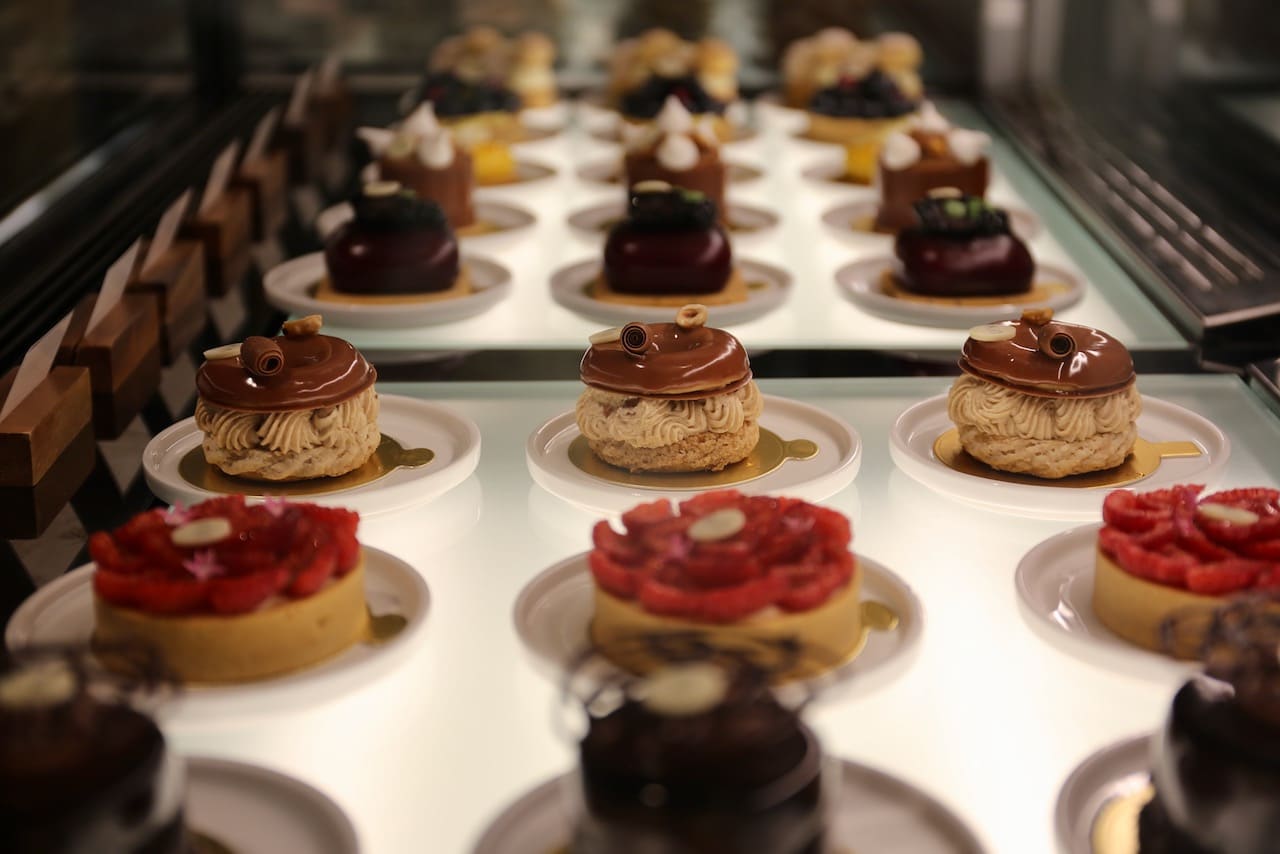 Kin is a fancy French pastry shop serving beautiful cakes, macarons and quality coffee.
