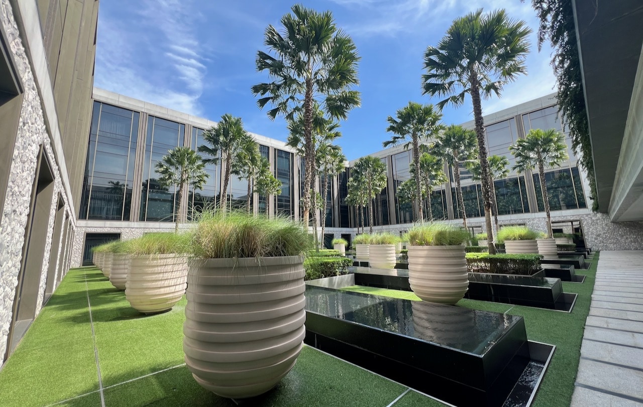Everywhere you turn, beautiful landscaped scenes inspire at Four Seasons Hotel Bangkok!