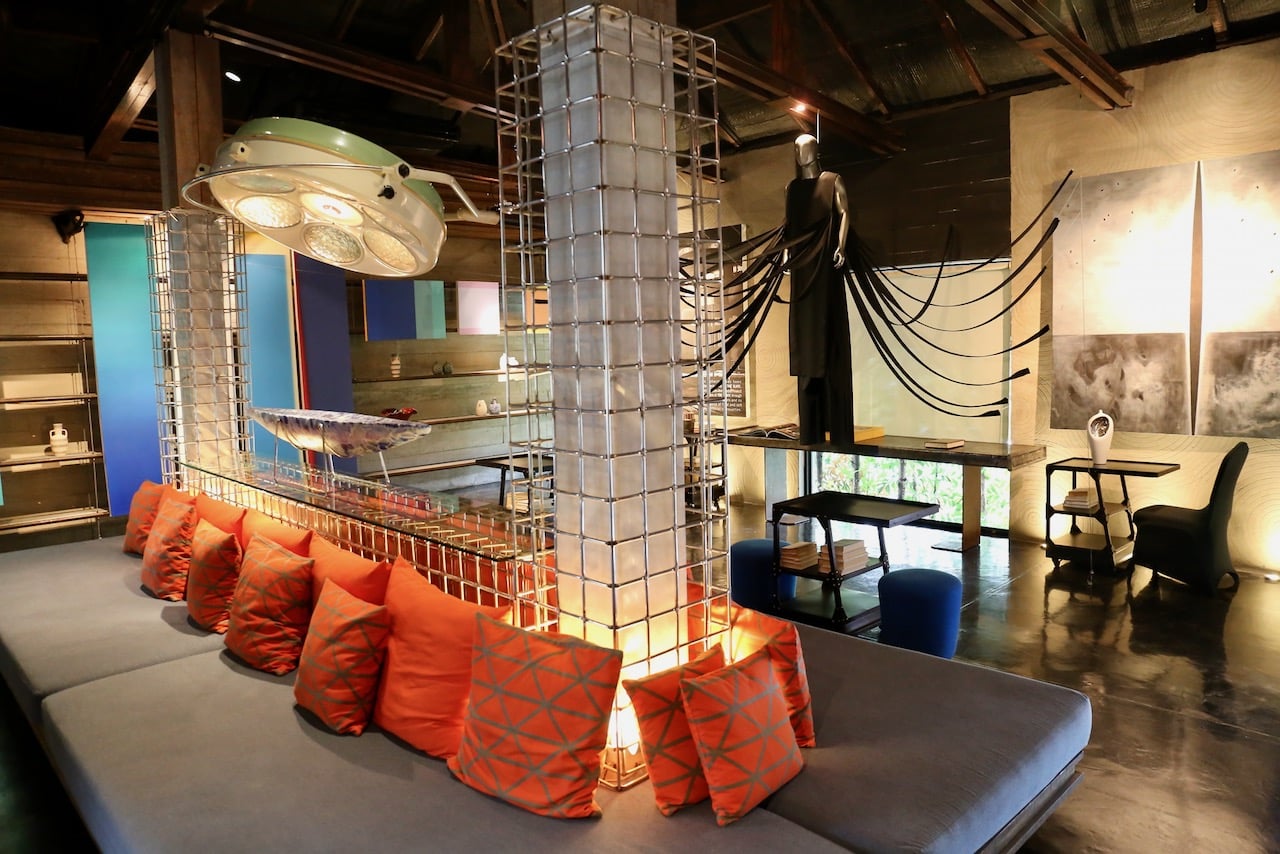 Art lovers should visit the gallery located behind the hotel's check-in desk near the lobby. 